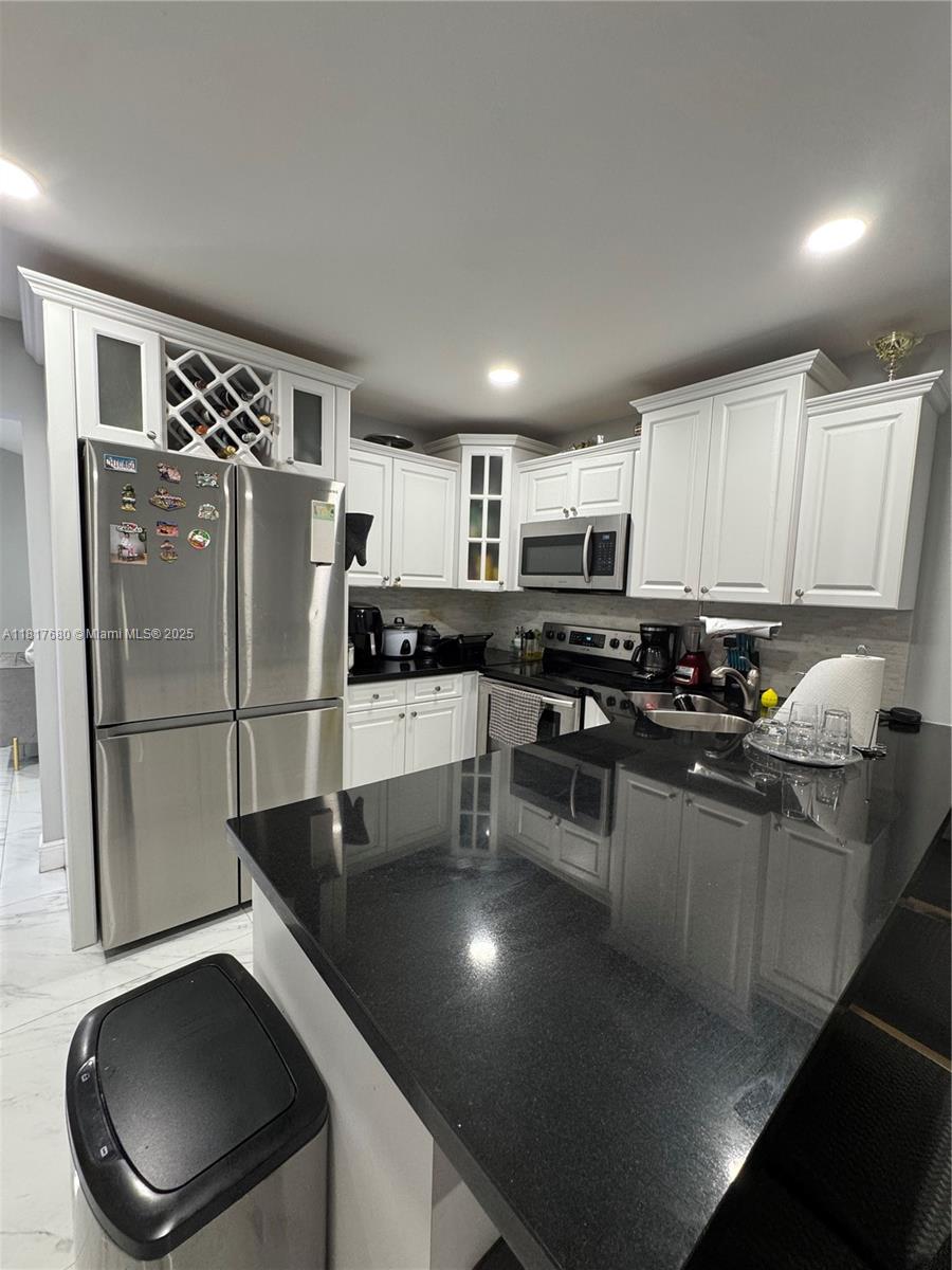 UNIVERSITY COURTS SUB - Residential