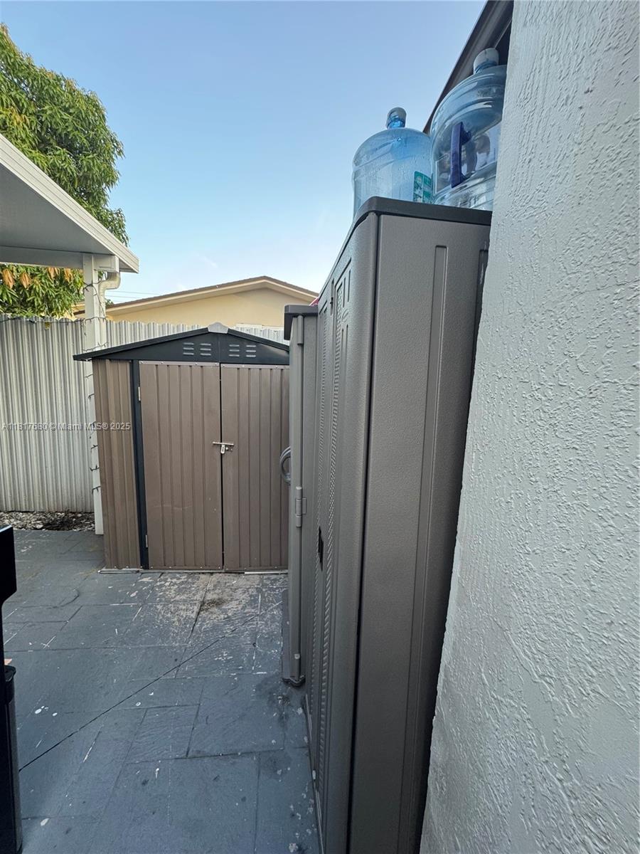 UNIVERSITY COURTS SUB - Residential