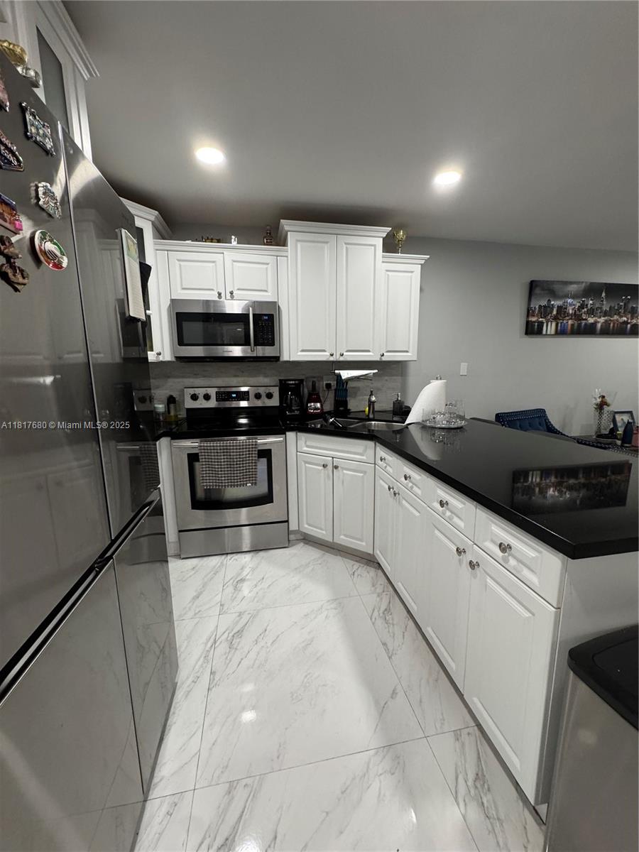 UNIVERSITY COURTS SUB - Residential