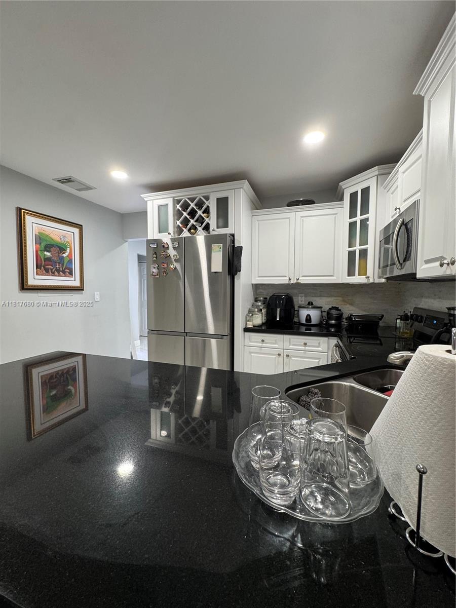 UNIVERSITY COURTS SUB - Residential