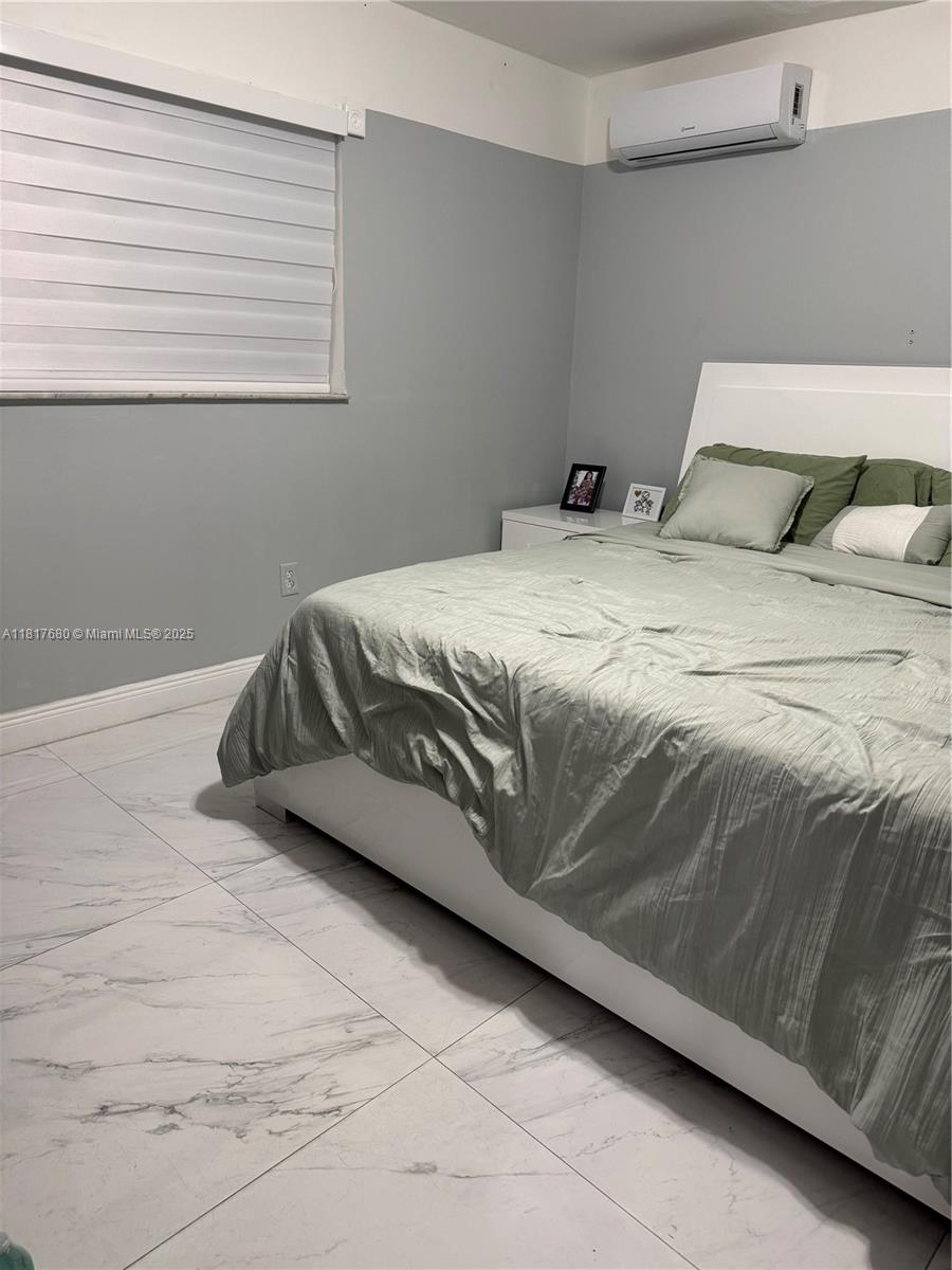 UNIVERSITY COURTS SUB - Residential