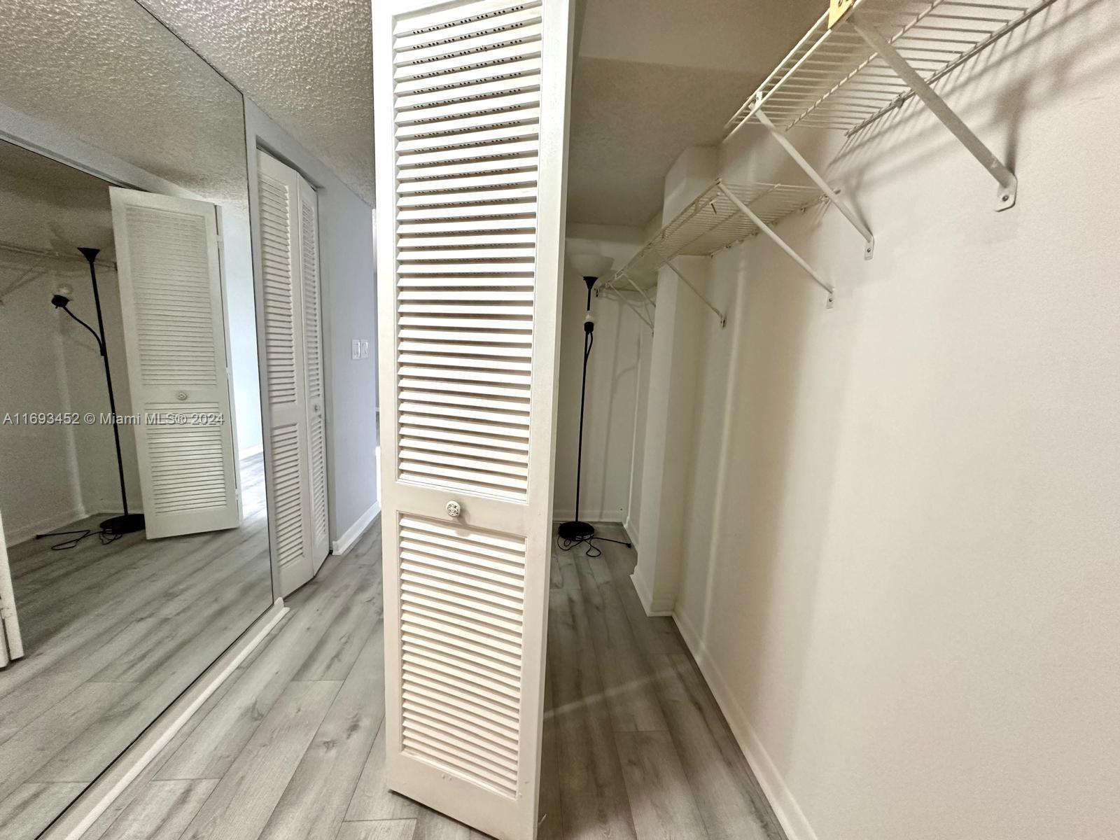 SUMMERTREE VILG CALIF CL - Residential
