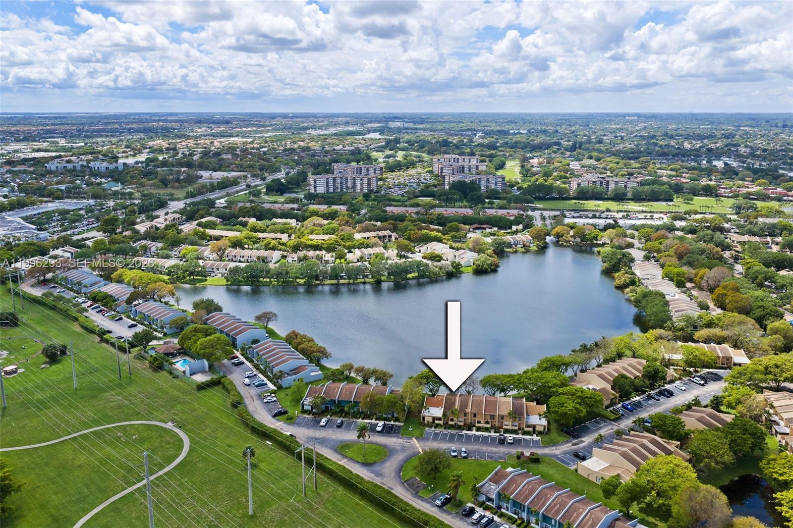 WESTVIEW CONDOMINIUM NO T - Residential Lease