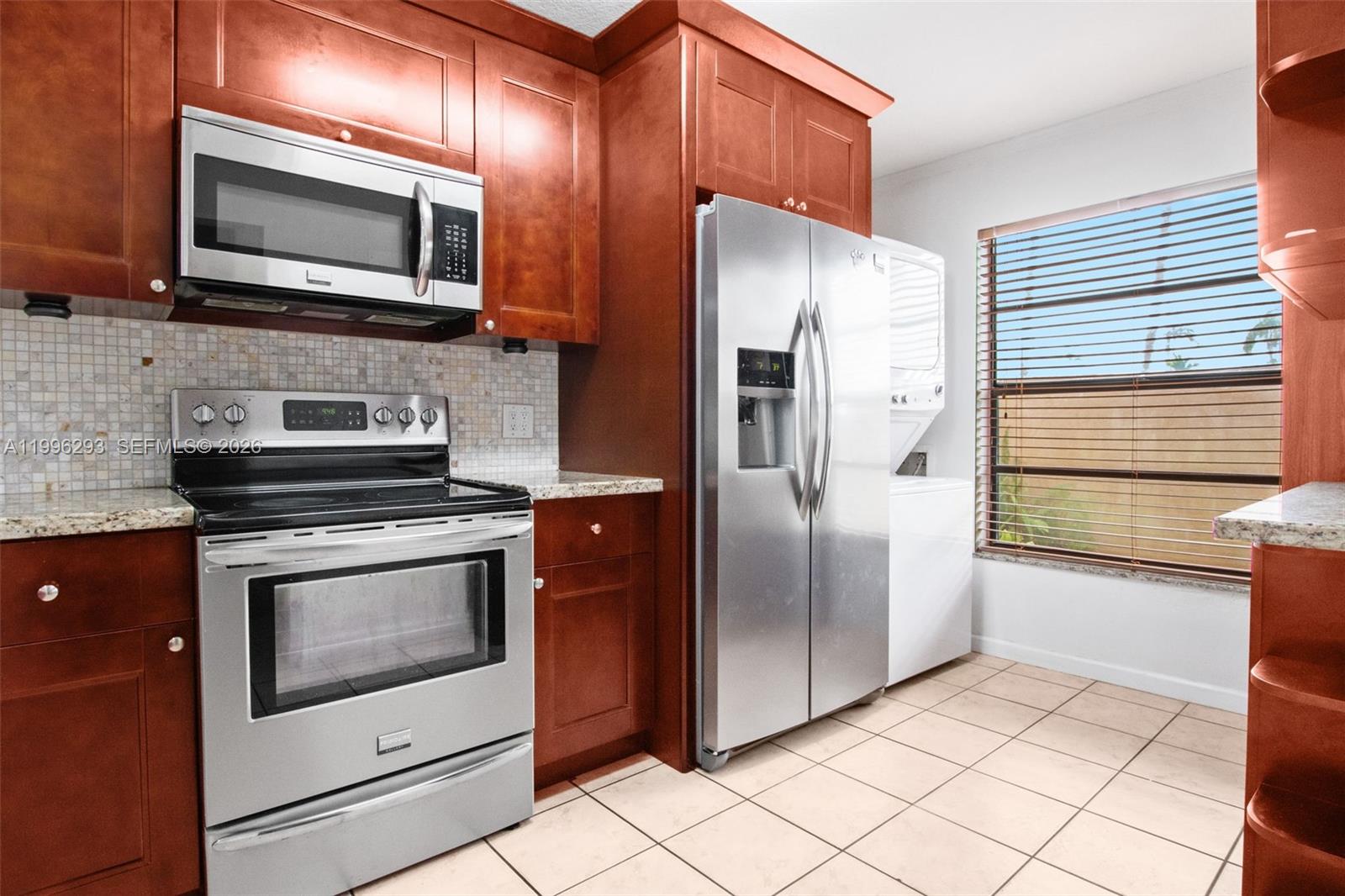 WESTVIEW CONDOMINIUM NO T - Residential Lease