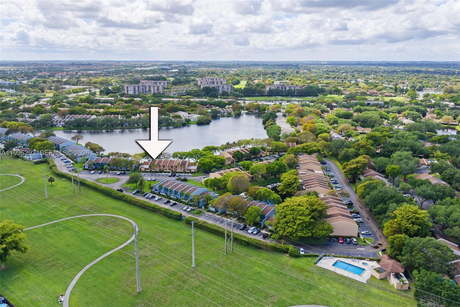 WESTVIEW CONDOMINIUM NO T - Residential Lease