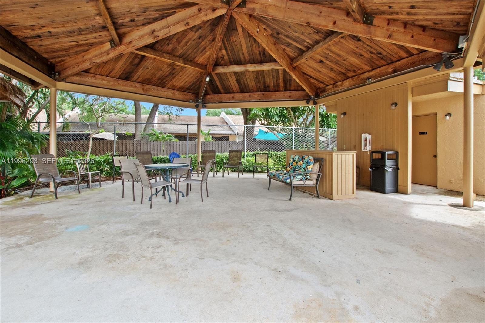 WESTVIEW CONDOMINIUM NO T - Residential Lease