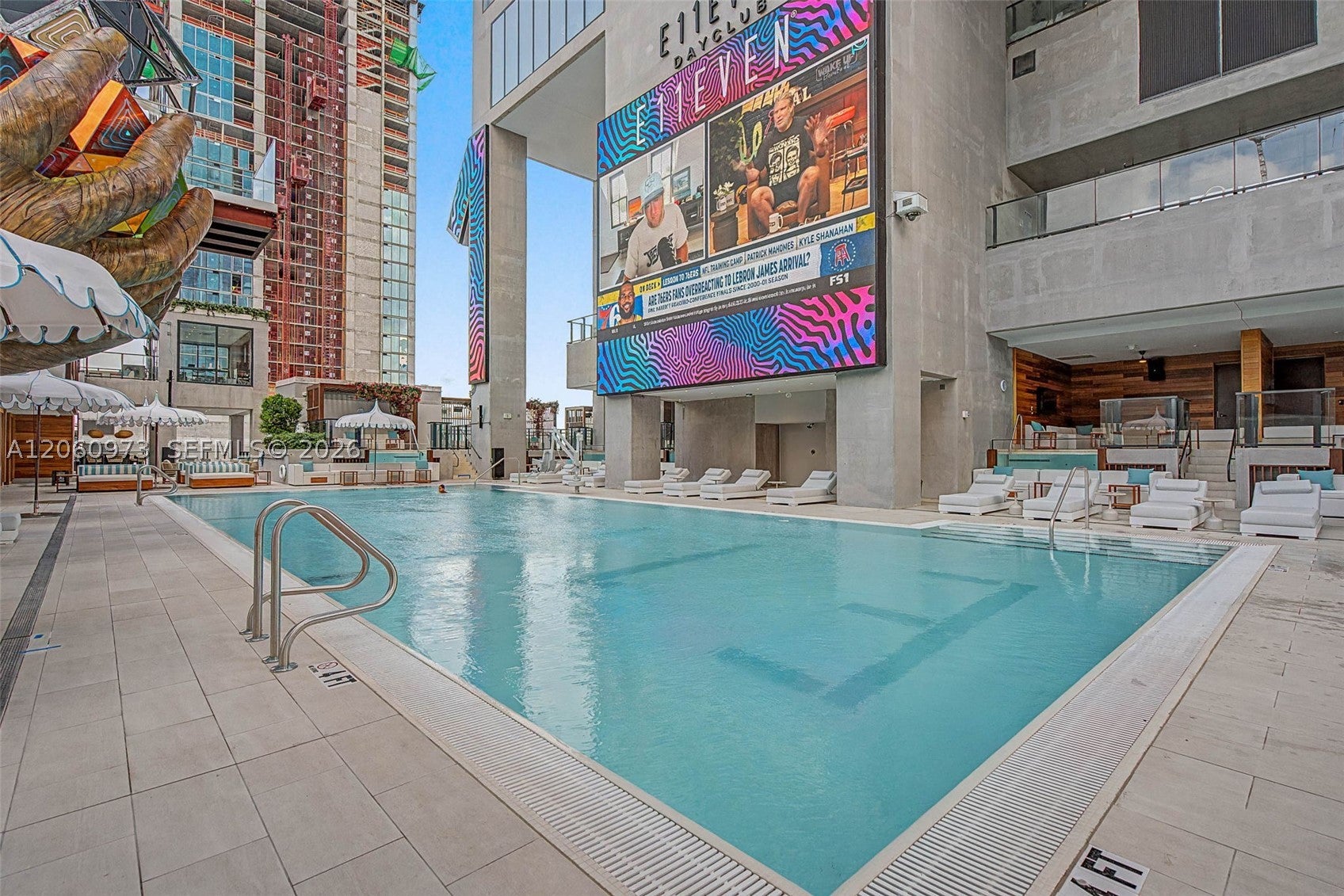20 NE 11th St 3808