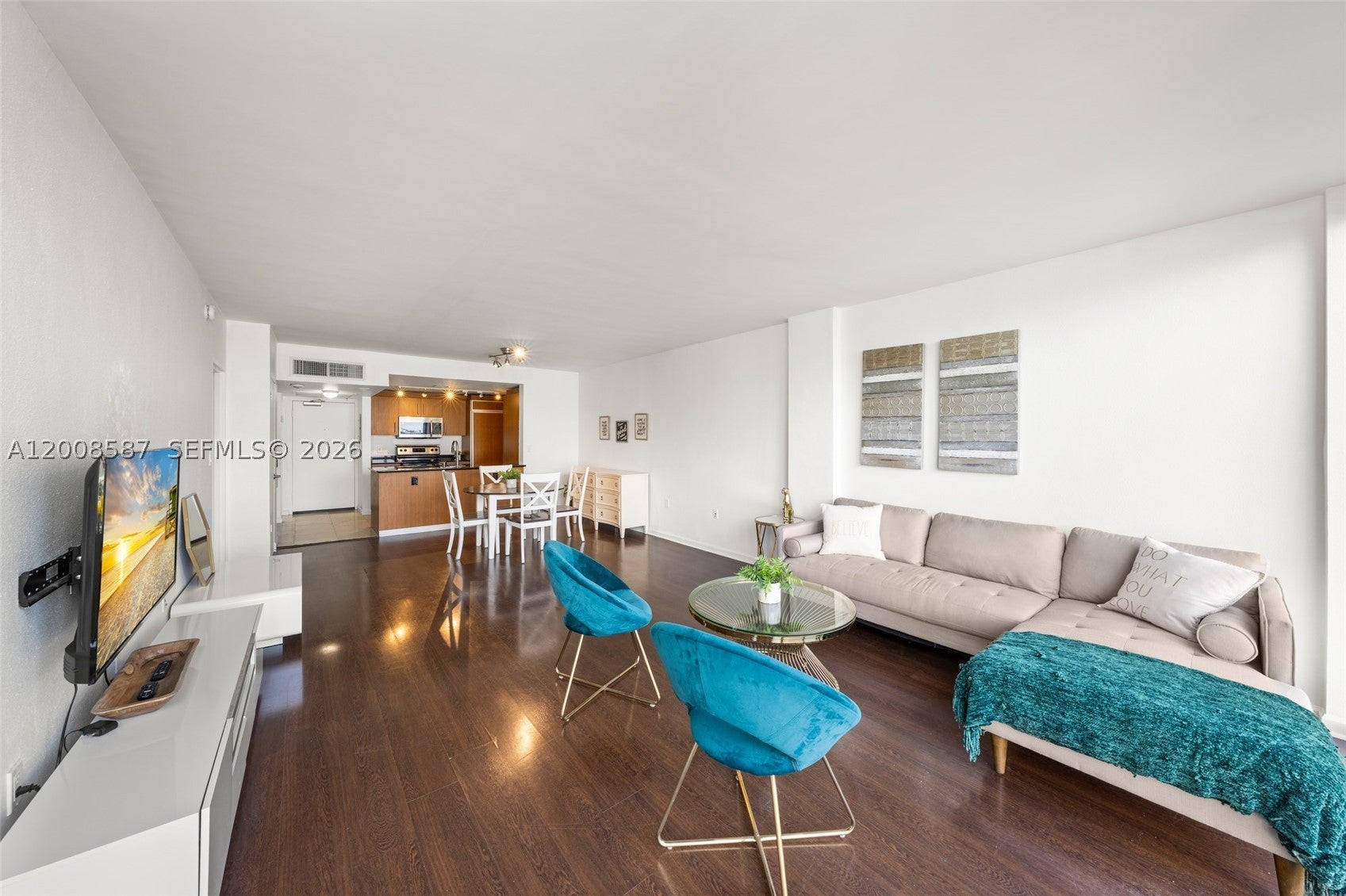 10275 Collins Ave 327