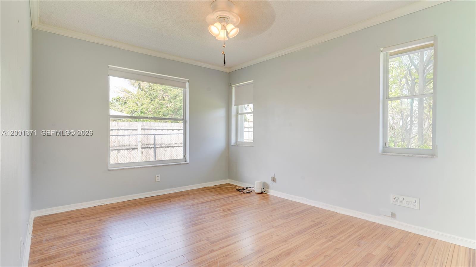 HIGH RIDGE EST - Residential