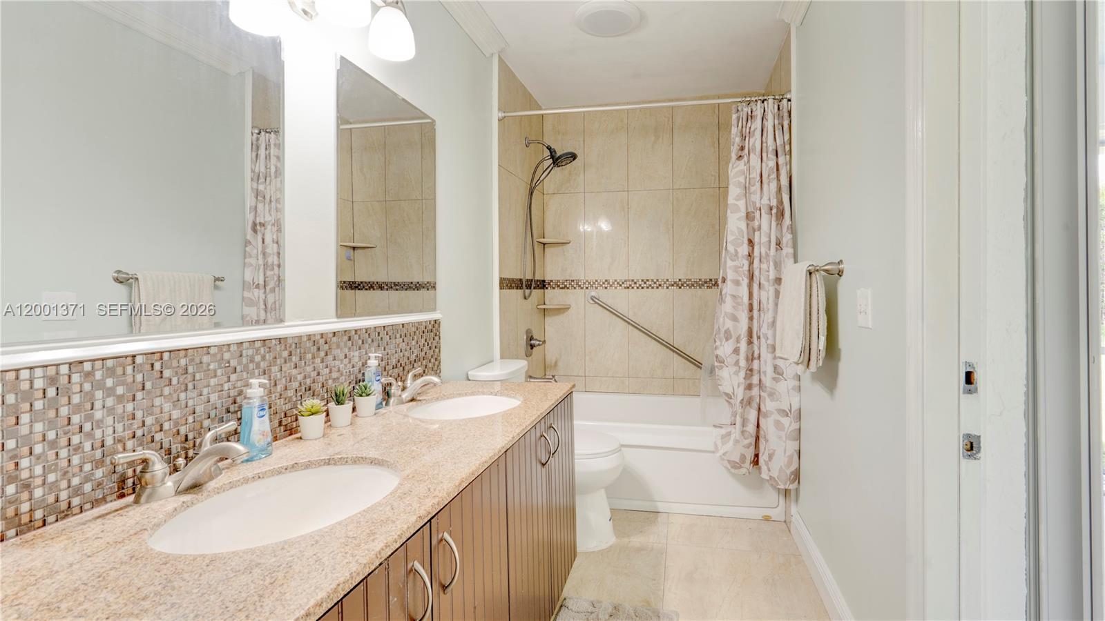 HIGH RIDGE EST - Residential