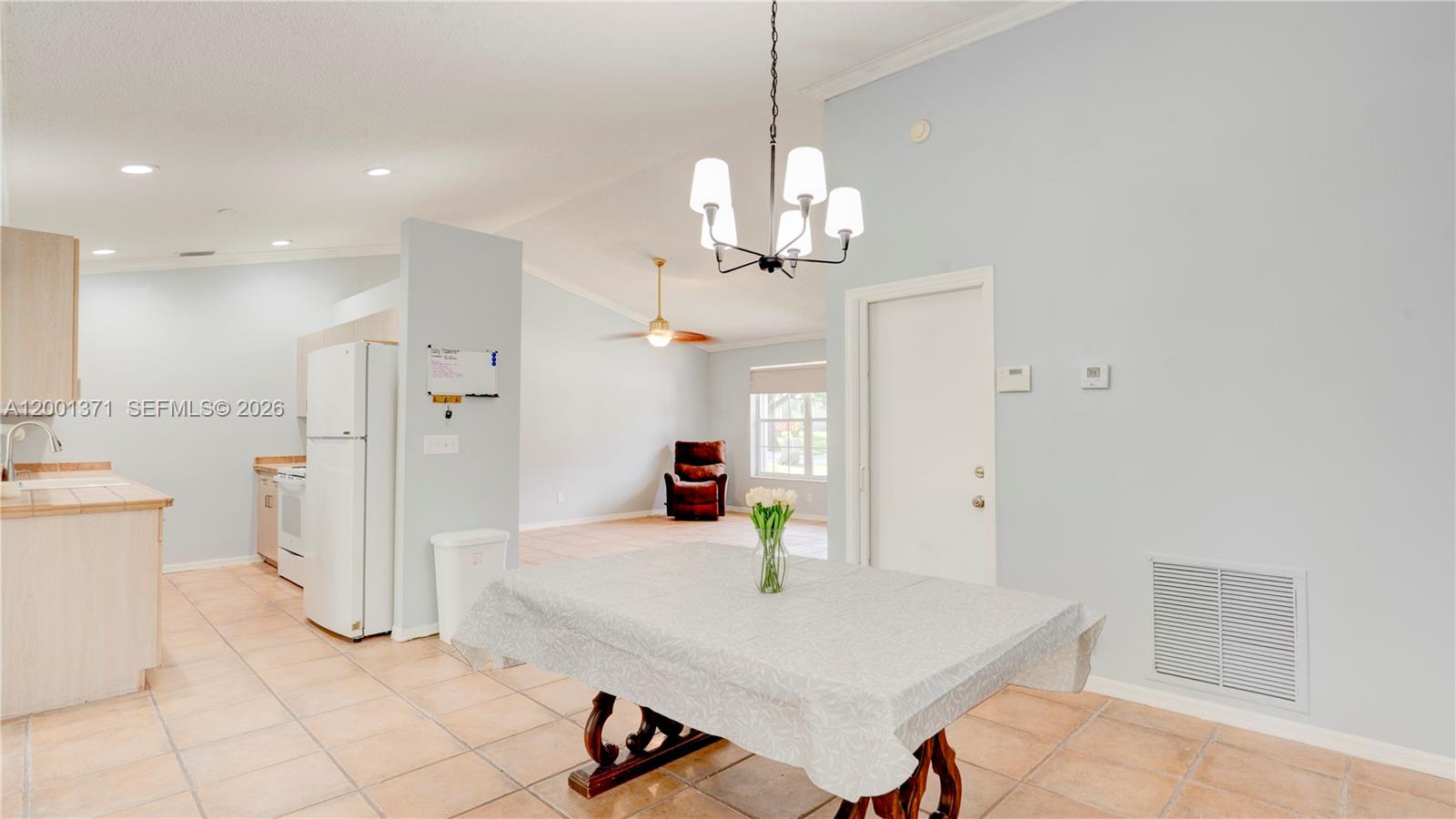 HIGH RIDGE EST - Residential