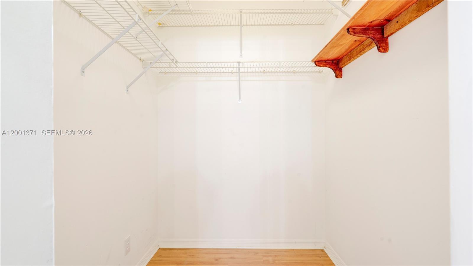 HIGH RIDGE EST - Residential