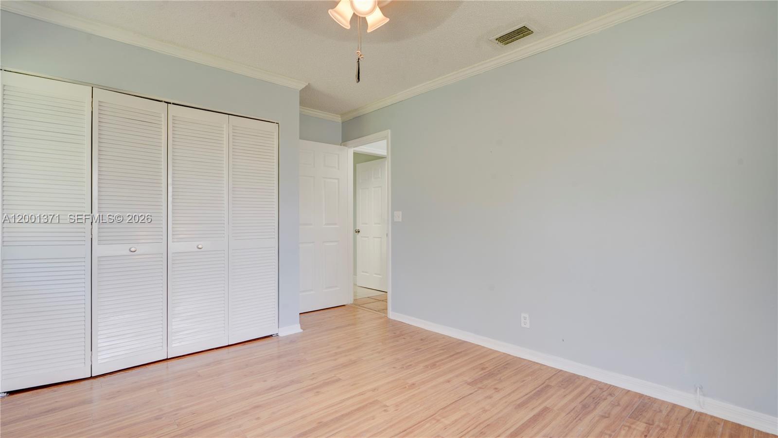 HIGH RIDGE EST - Residential