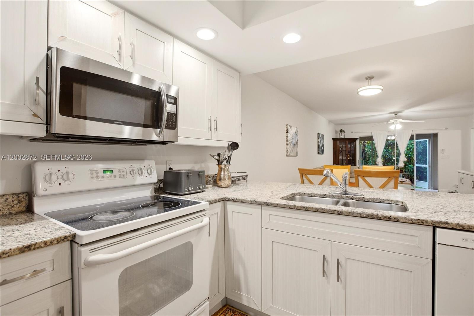 BRADSTROM VILLAGE A CONDO - Residential