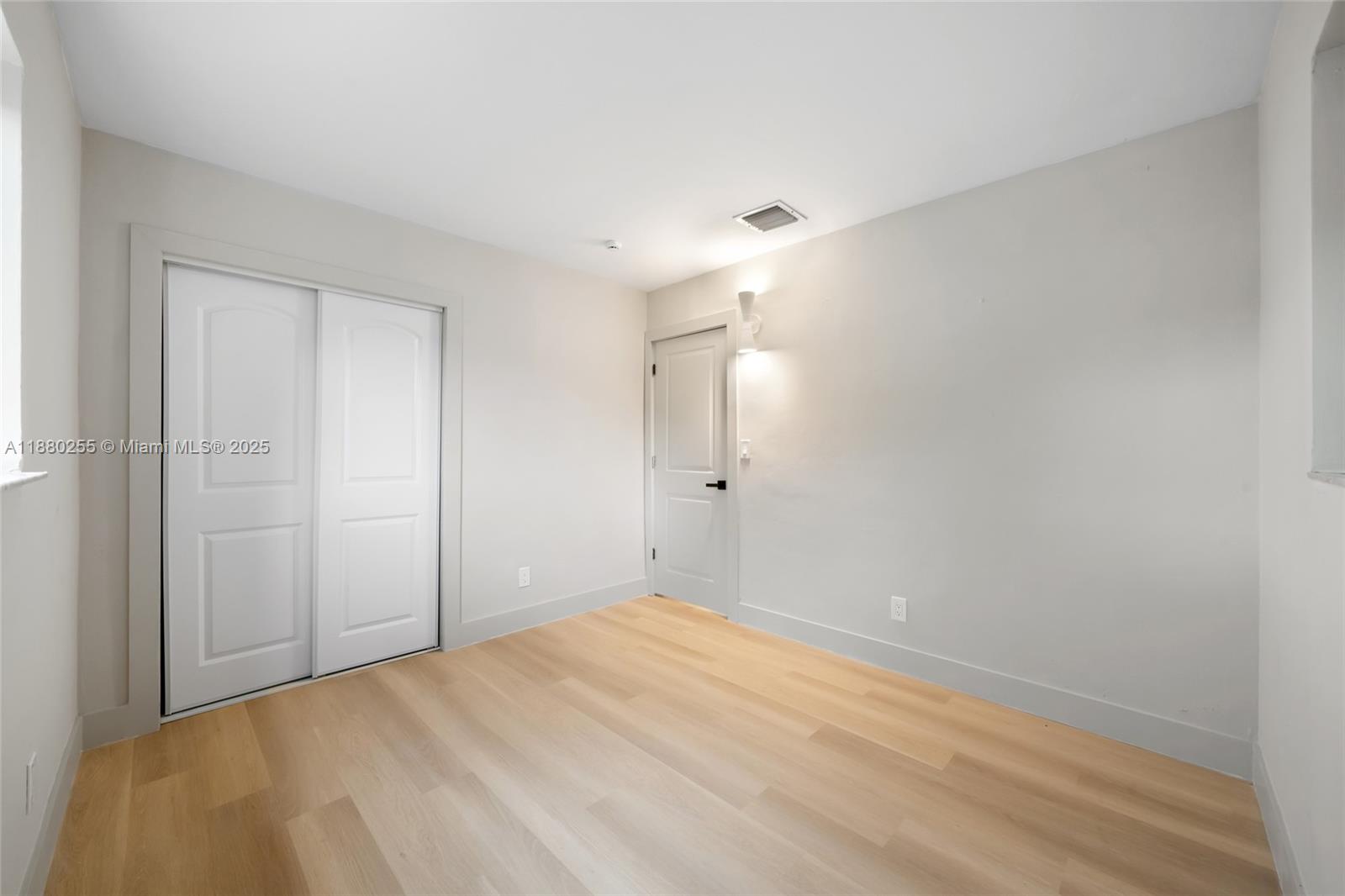 HIGH RIDGE PARK - Residential