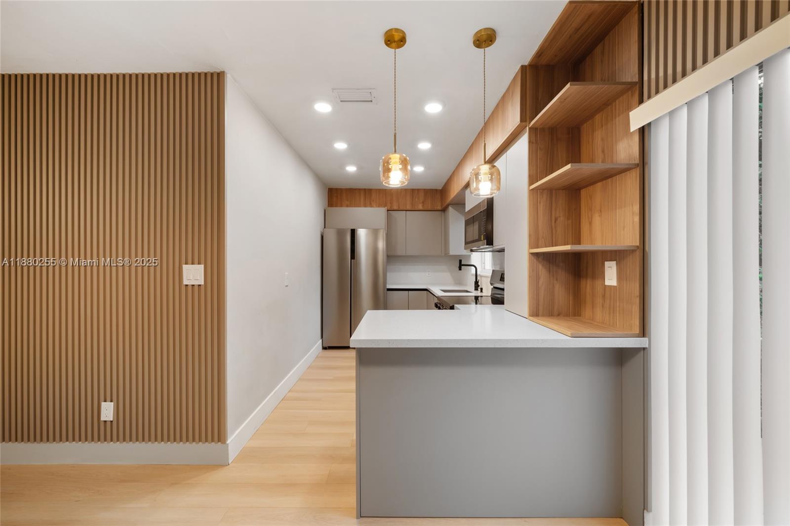 HIGH RIDGE PARK - Residential