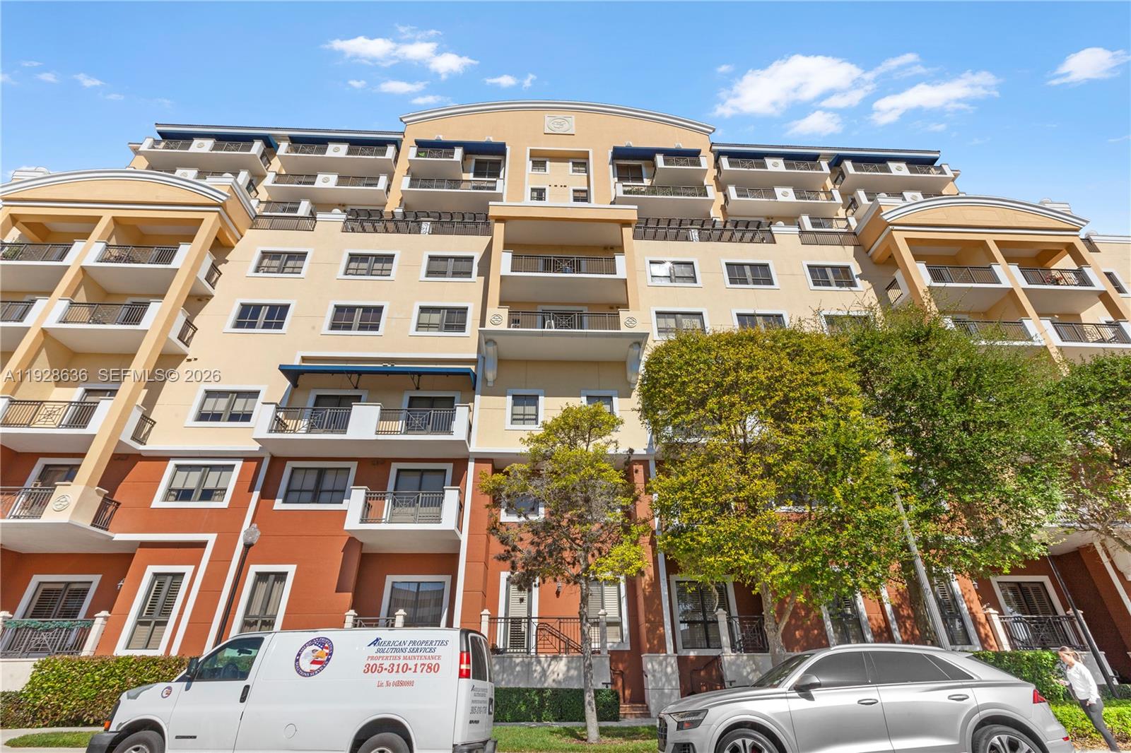 COLONNADE AT DADELAND SW - Residential