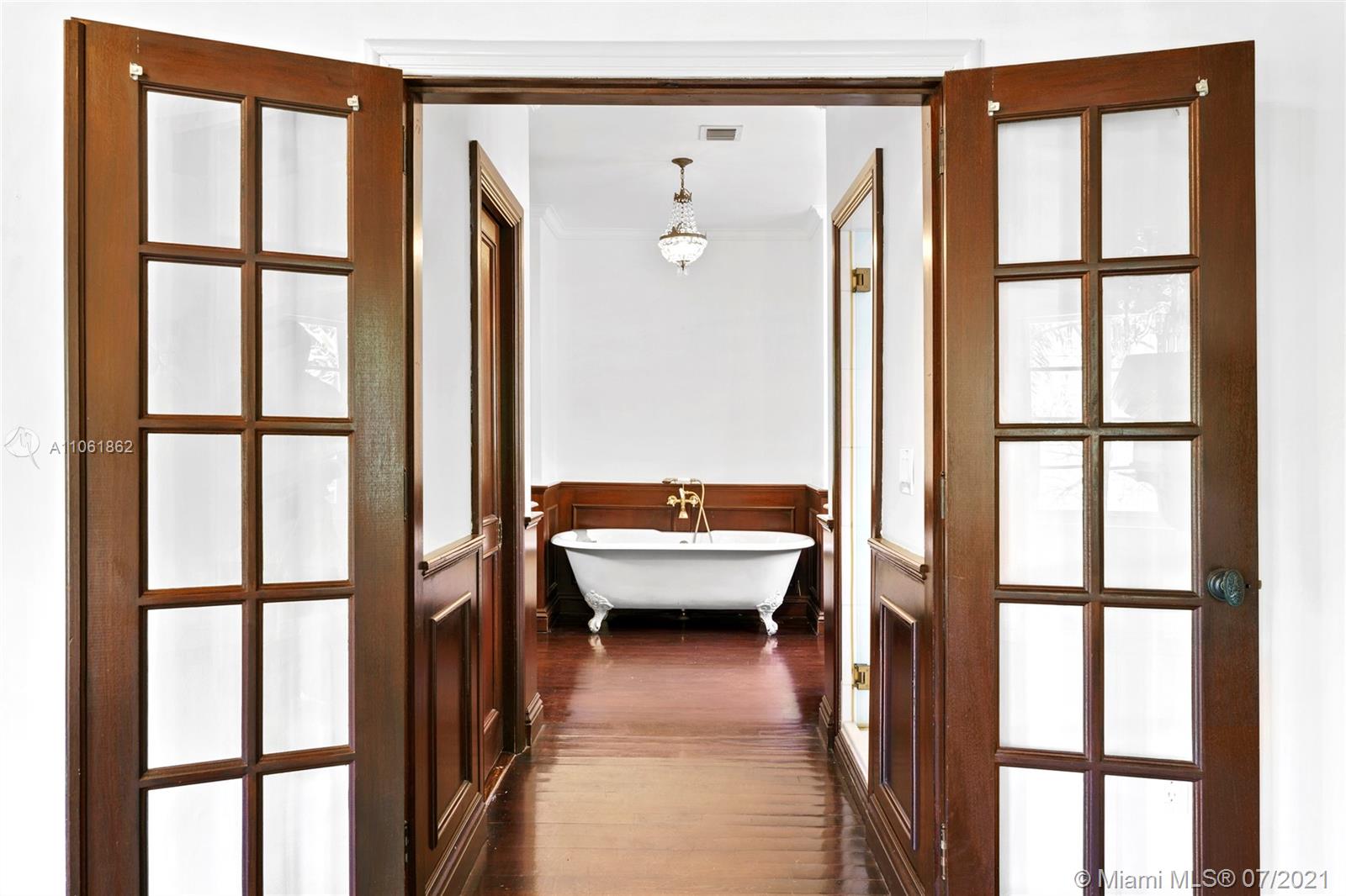 ENTRADA - Residential