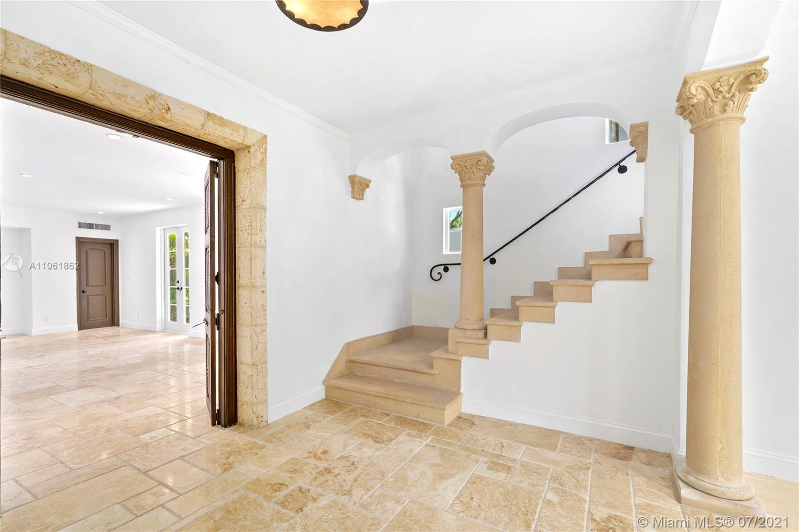 ENTRADA - Residential