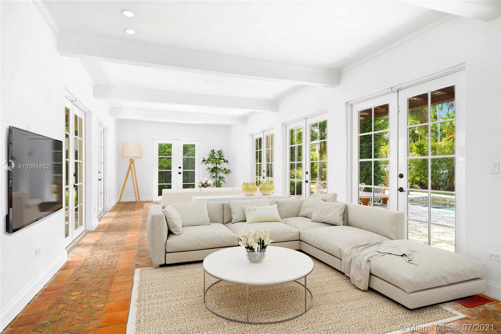 ENTRADA - Residential