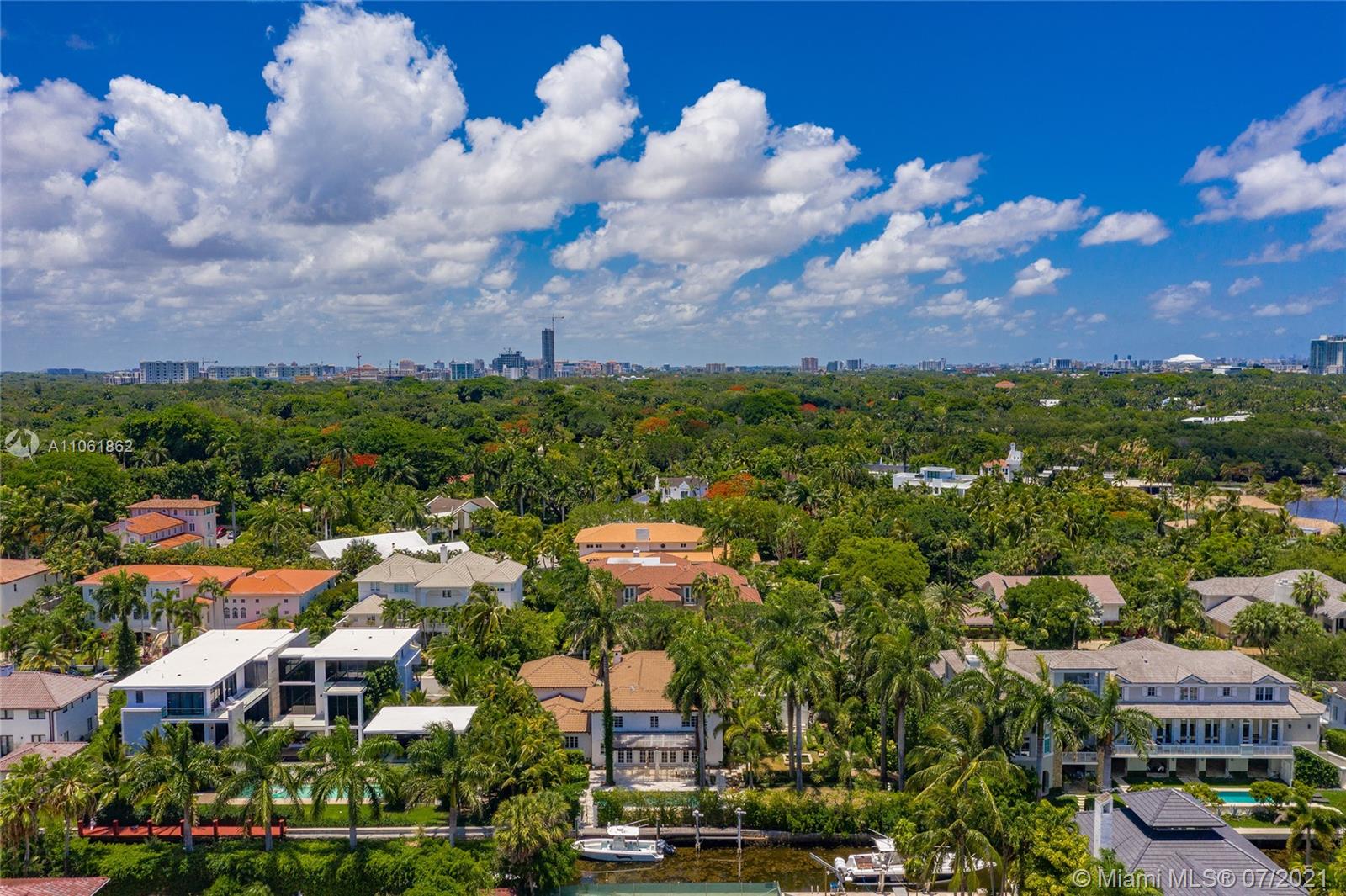 ENTRADA - Residential