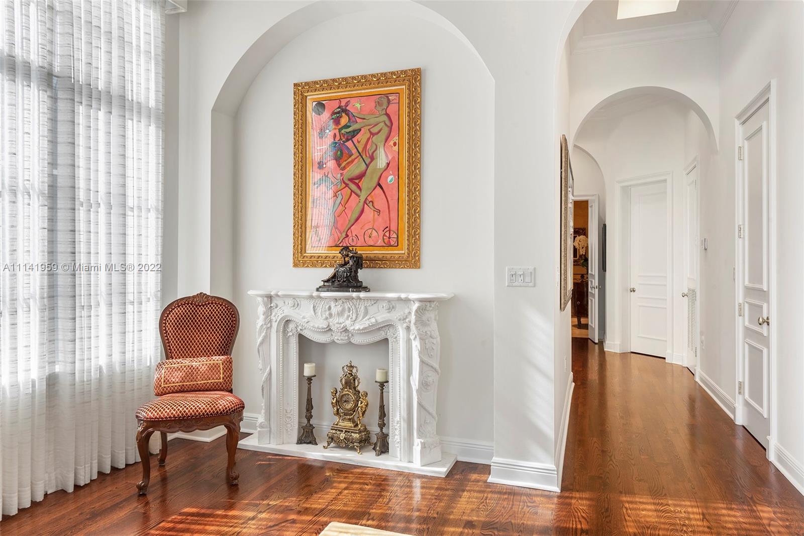 ISLAND ESTATES - Residential