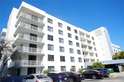 901 Hillcrest Dr 504 Hollywood FL 33021
