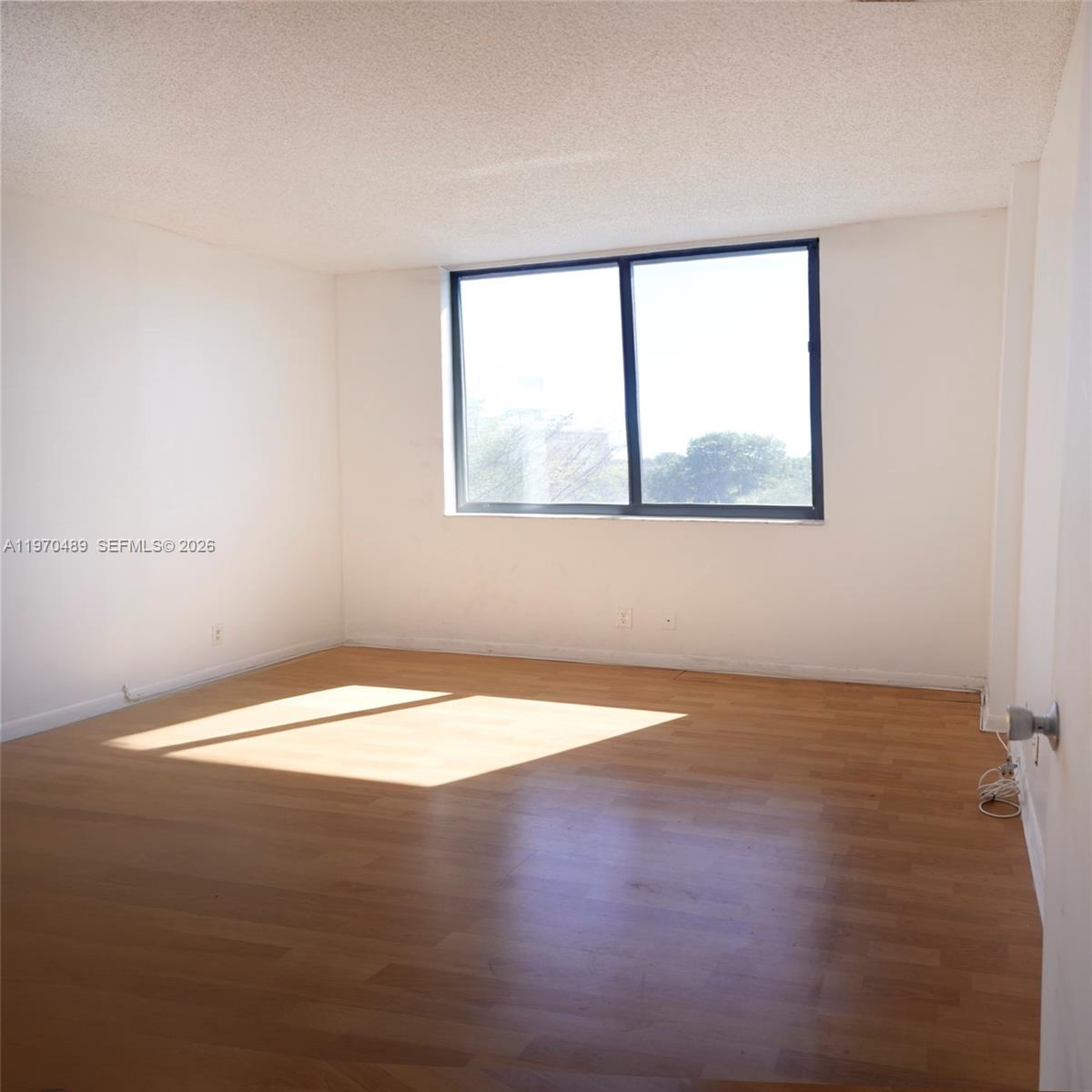 HILLCREST EAST NO 19 COND - Residential