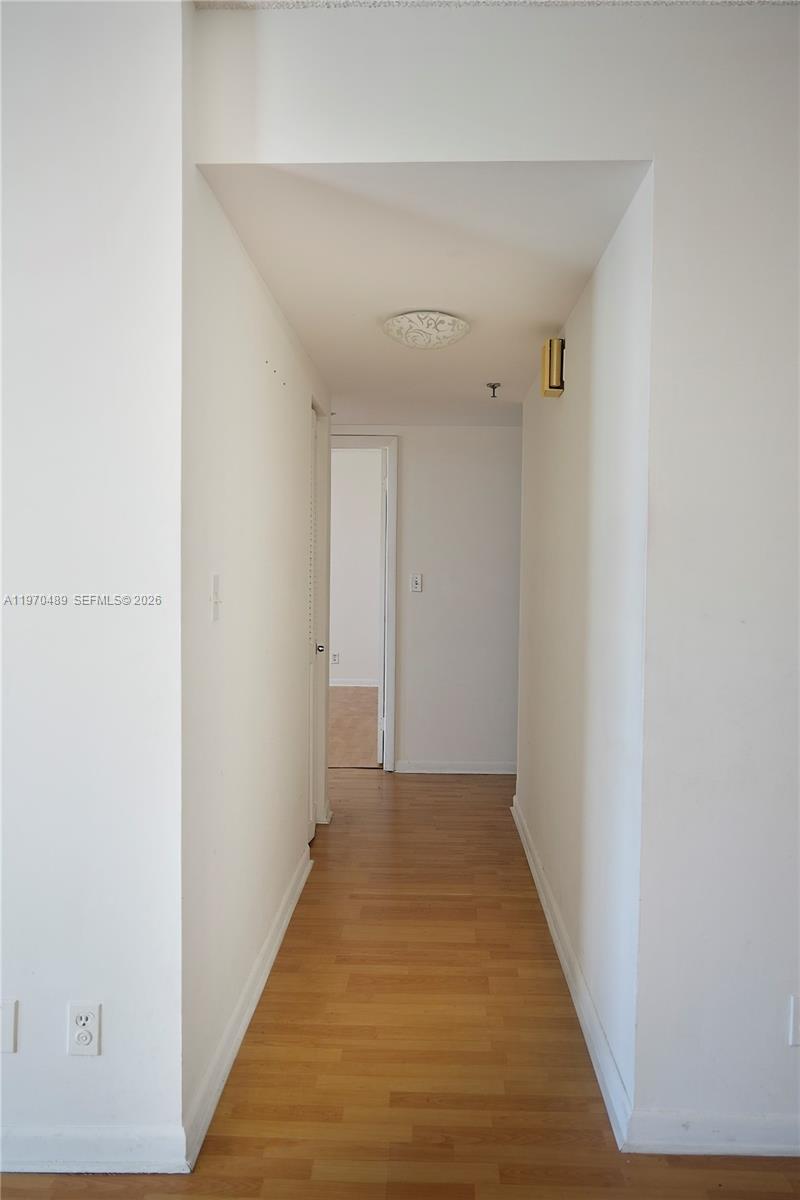 HILLCREST EAST NO 19 COND - Residential