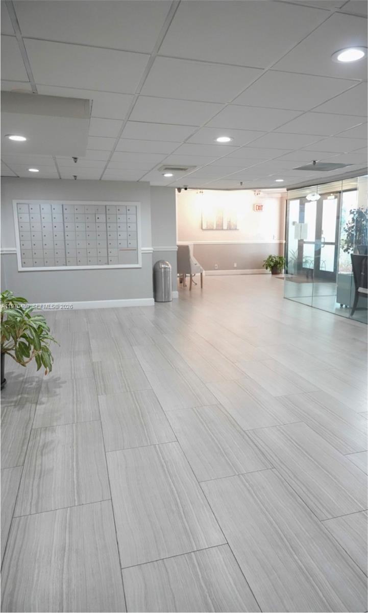 HILLCREST EAST NO 19 COND - Residential