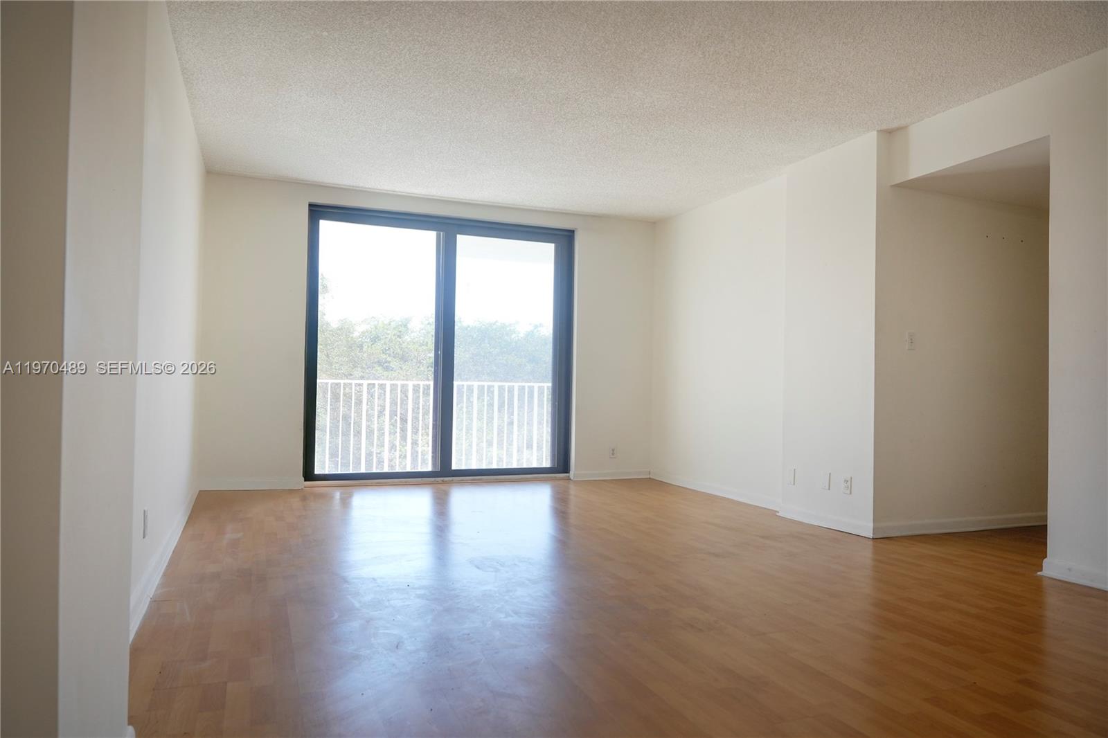 HILLCREST EAST NO 19 COND - Residential