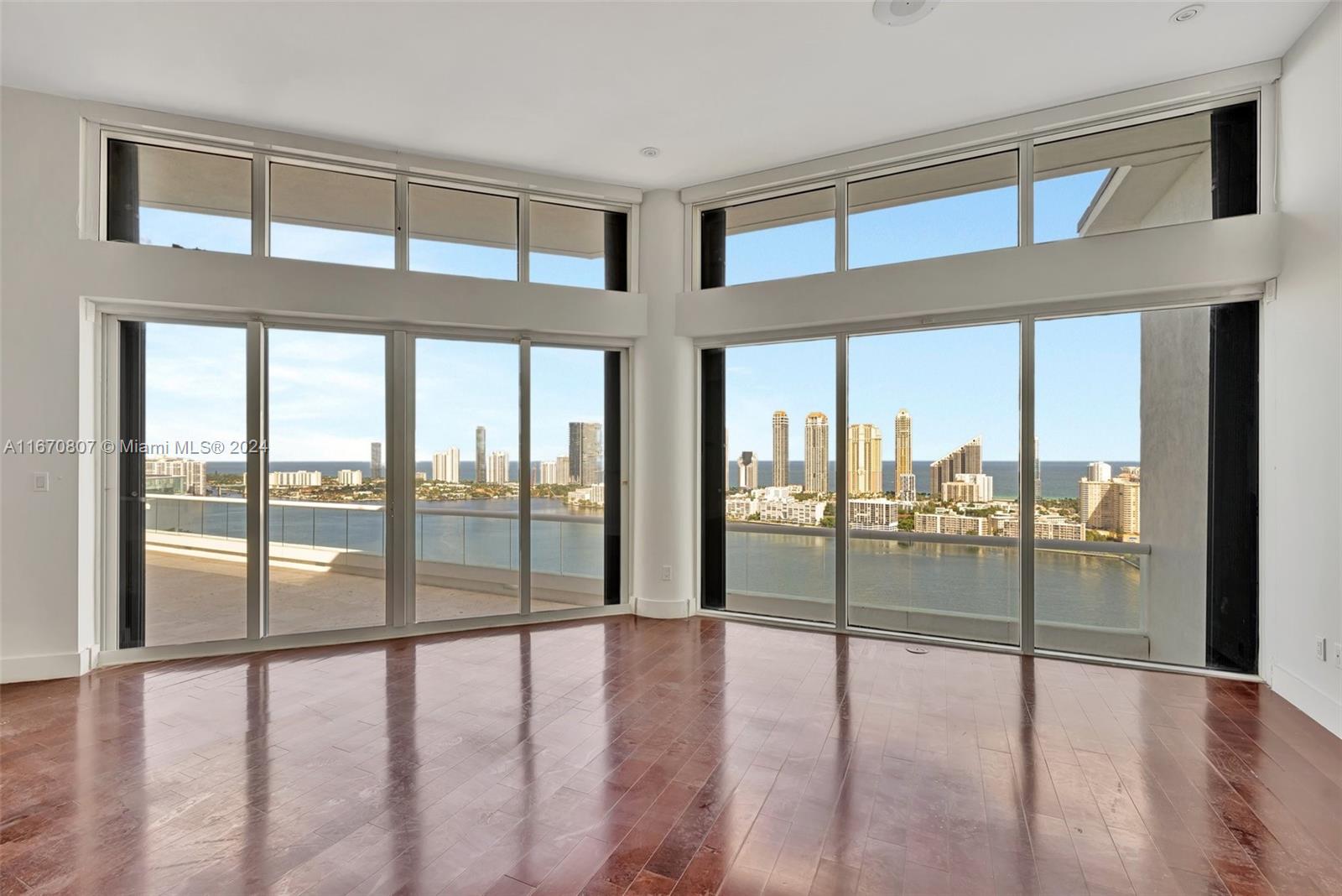 2600 ISL BLVD WILLIAMS IS - Residential