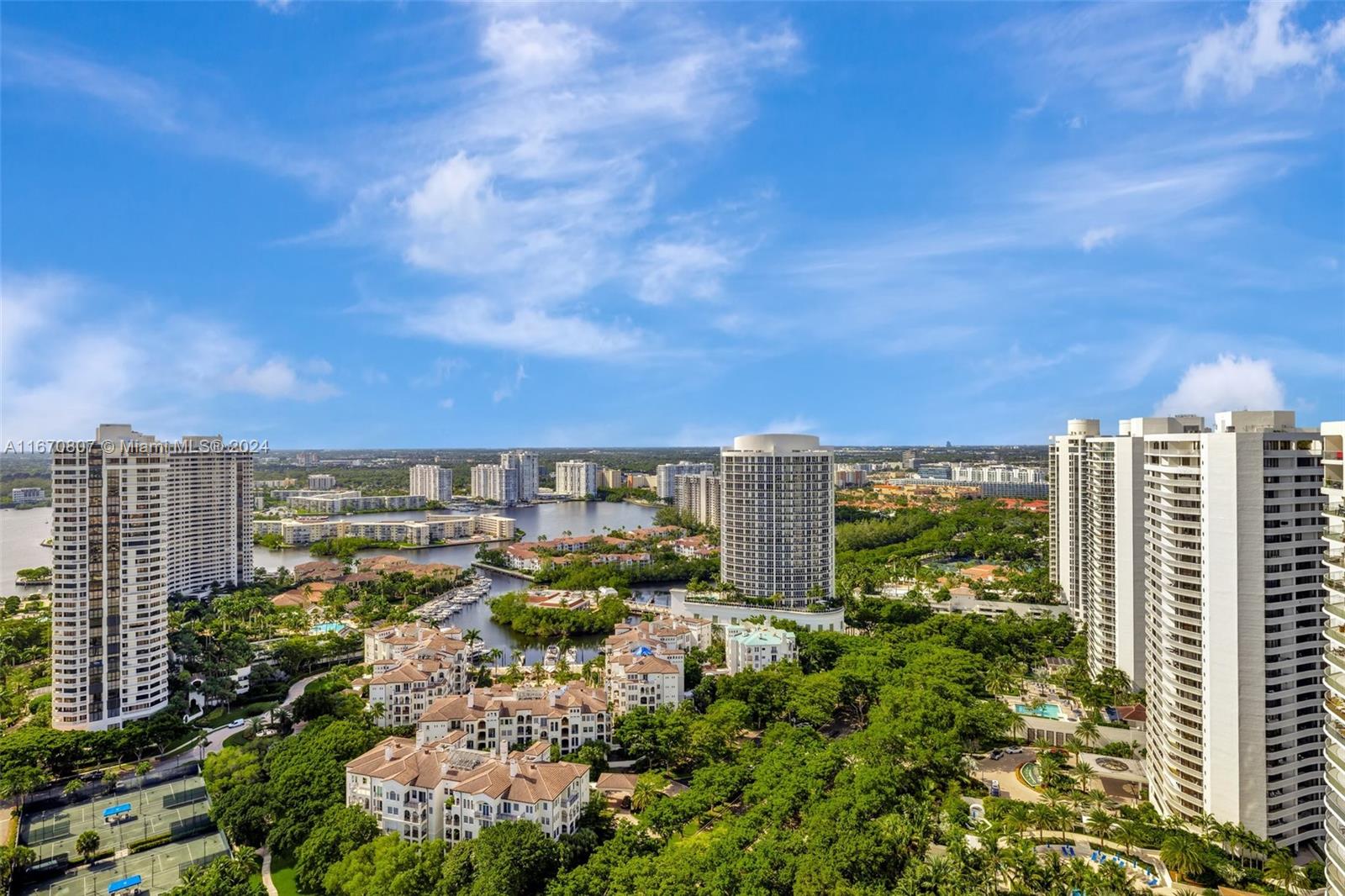 2600 ISL BLVD WILLIAMS IS - Residential