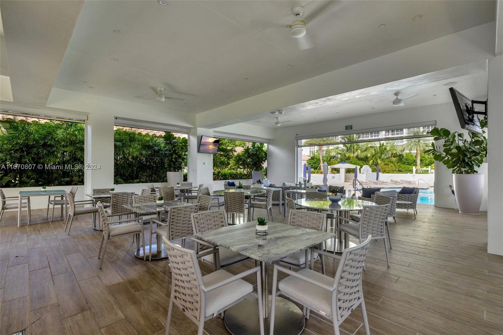 2600 ISL BLVD WILLIAMS IS - Residential