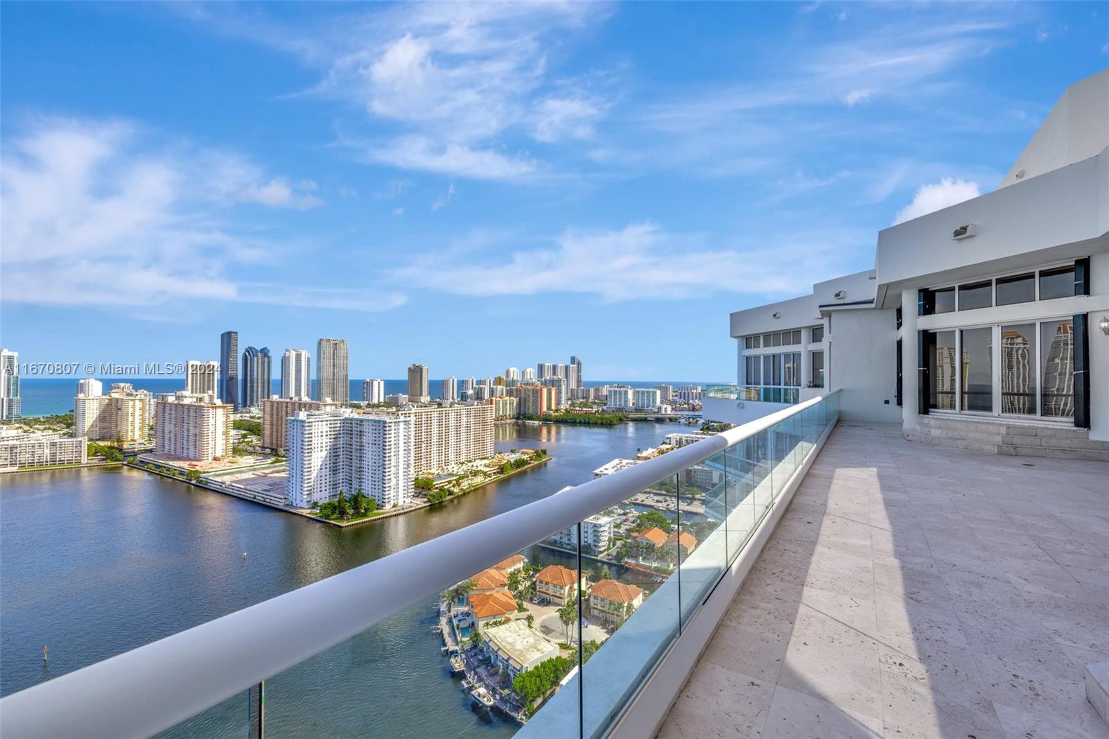 2600 ISL BLVD WILLIAMS IS - Residential