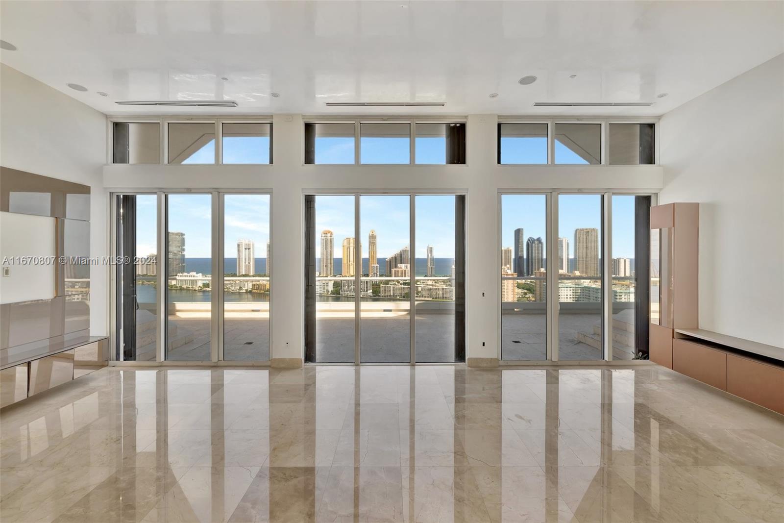2600 ISL BLVD WILLIAMS IS - Residential