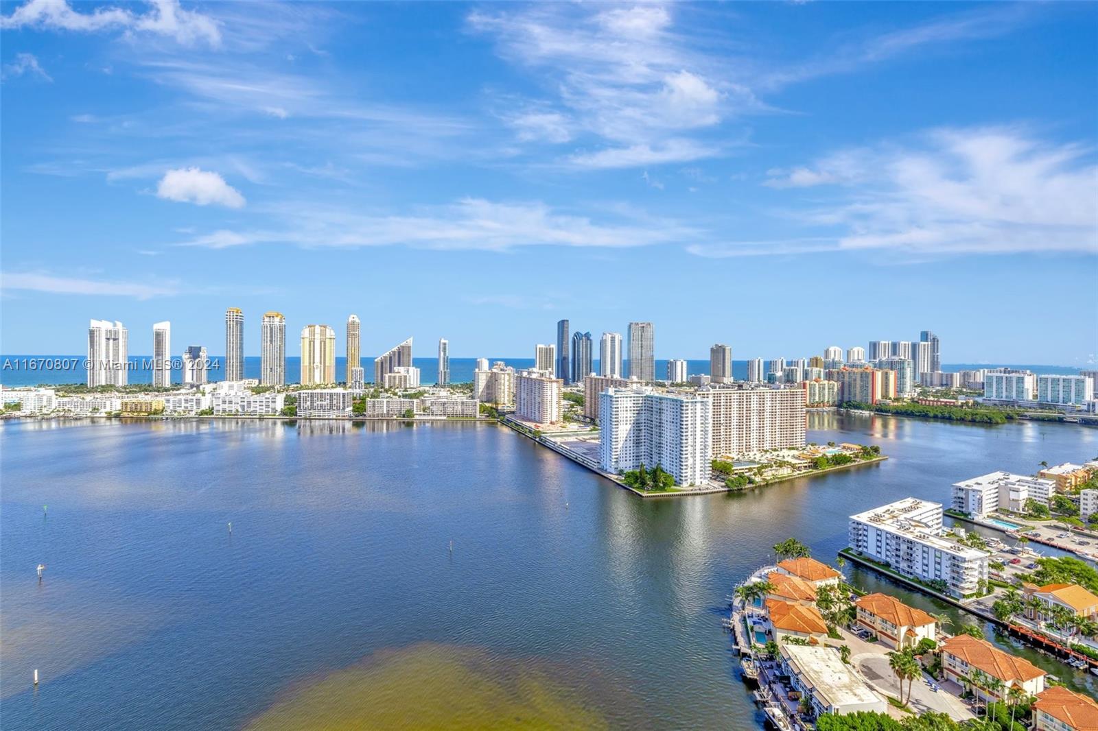 2600 ISL BLVD WILLIAMS IS - Residential
