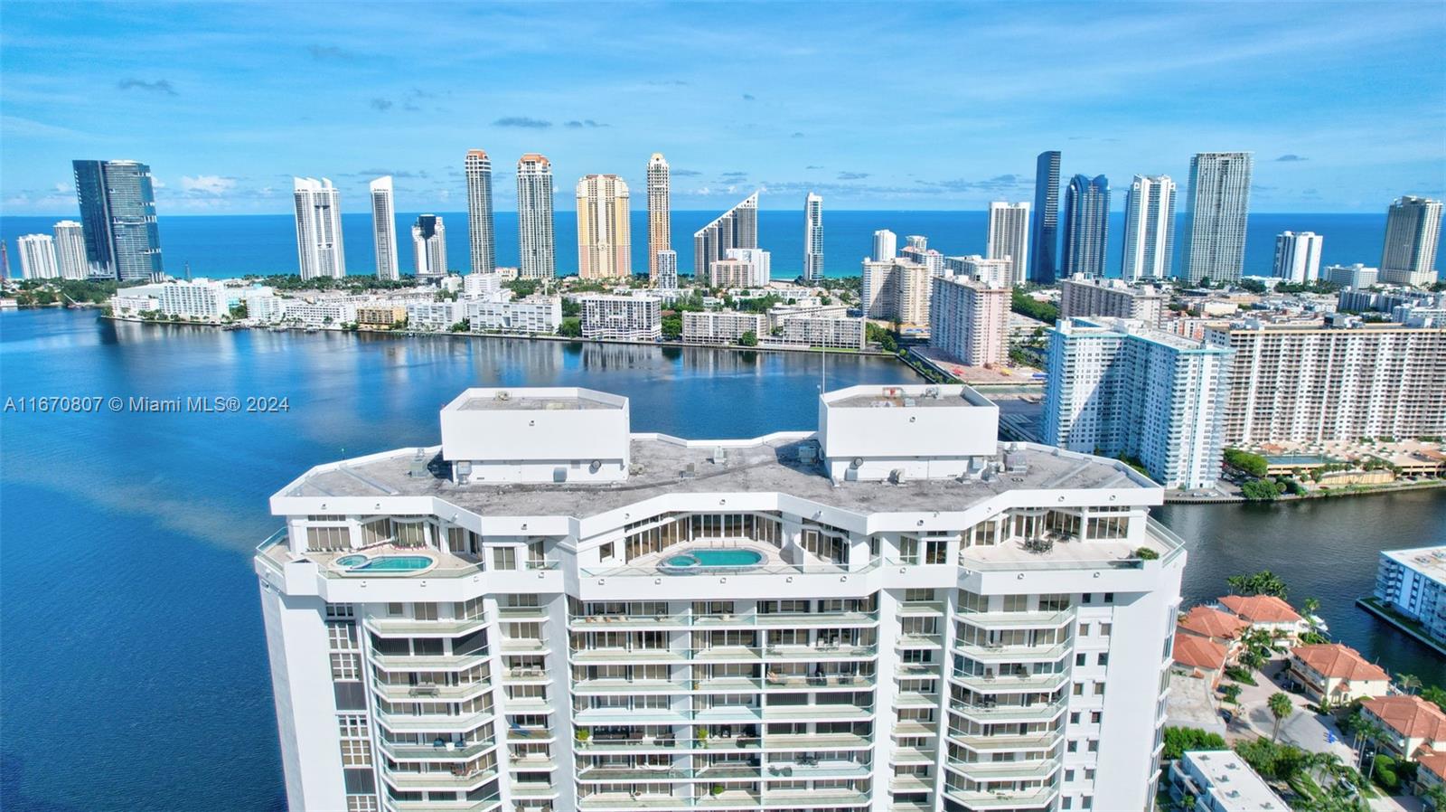 2600 ISL BLVD WILLIAMS IS - Residential