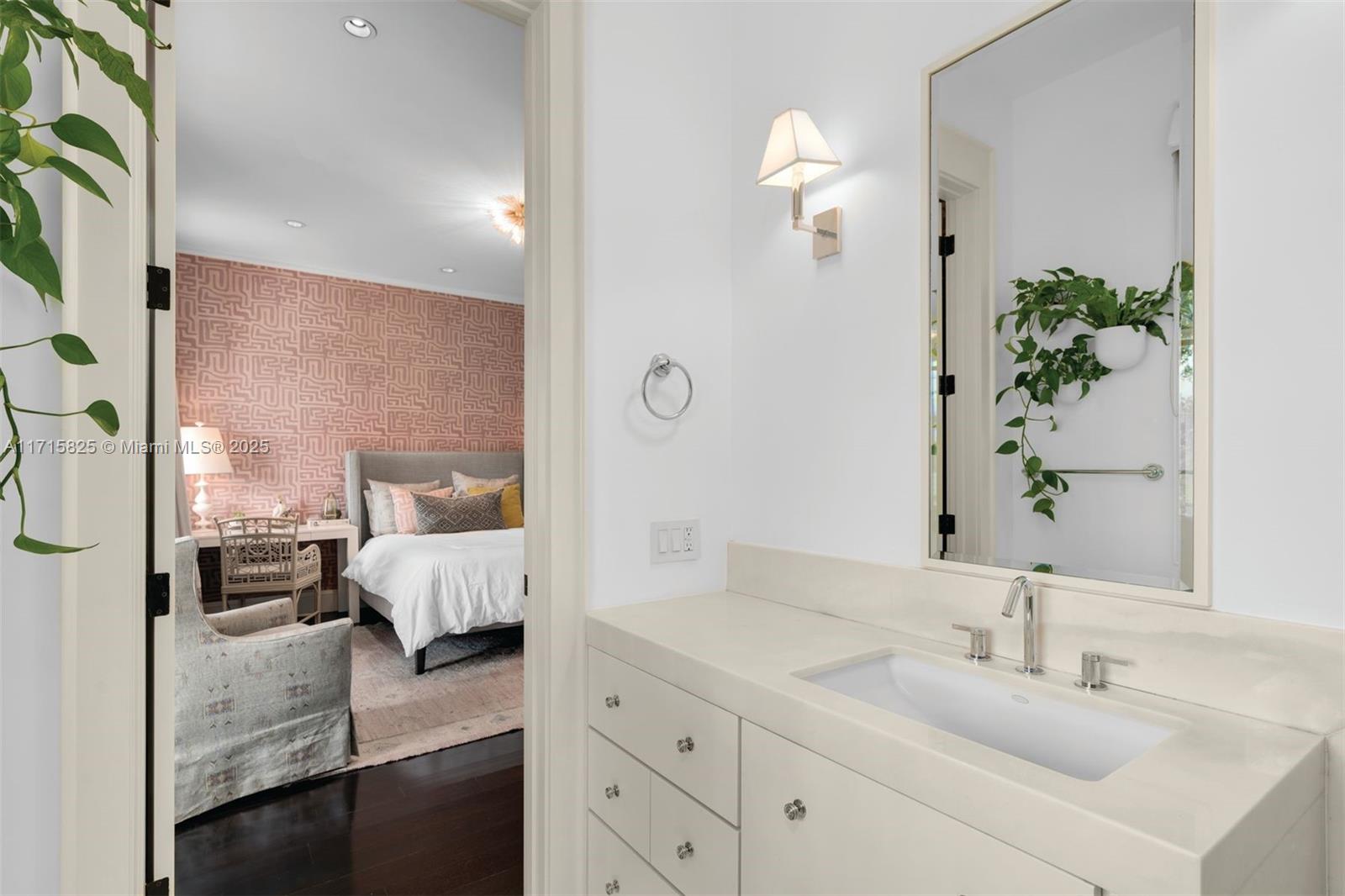 CORAL GABLES COUNTRY CLUB - Residential