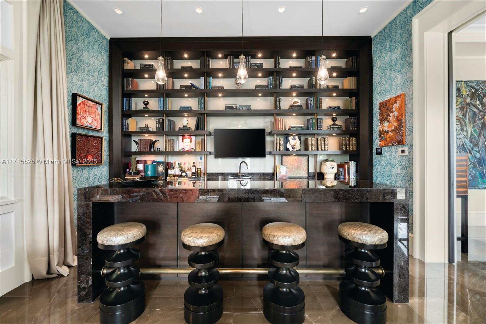 CORAL GABLES COUNTRY CLUB - Residential