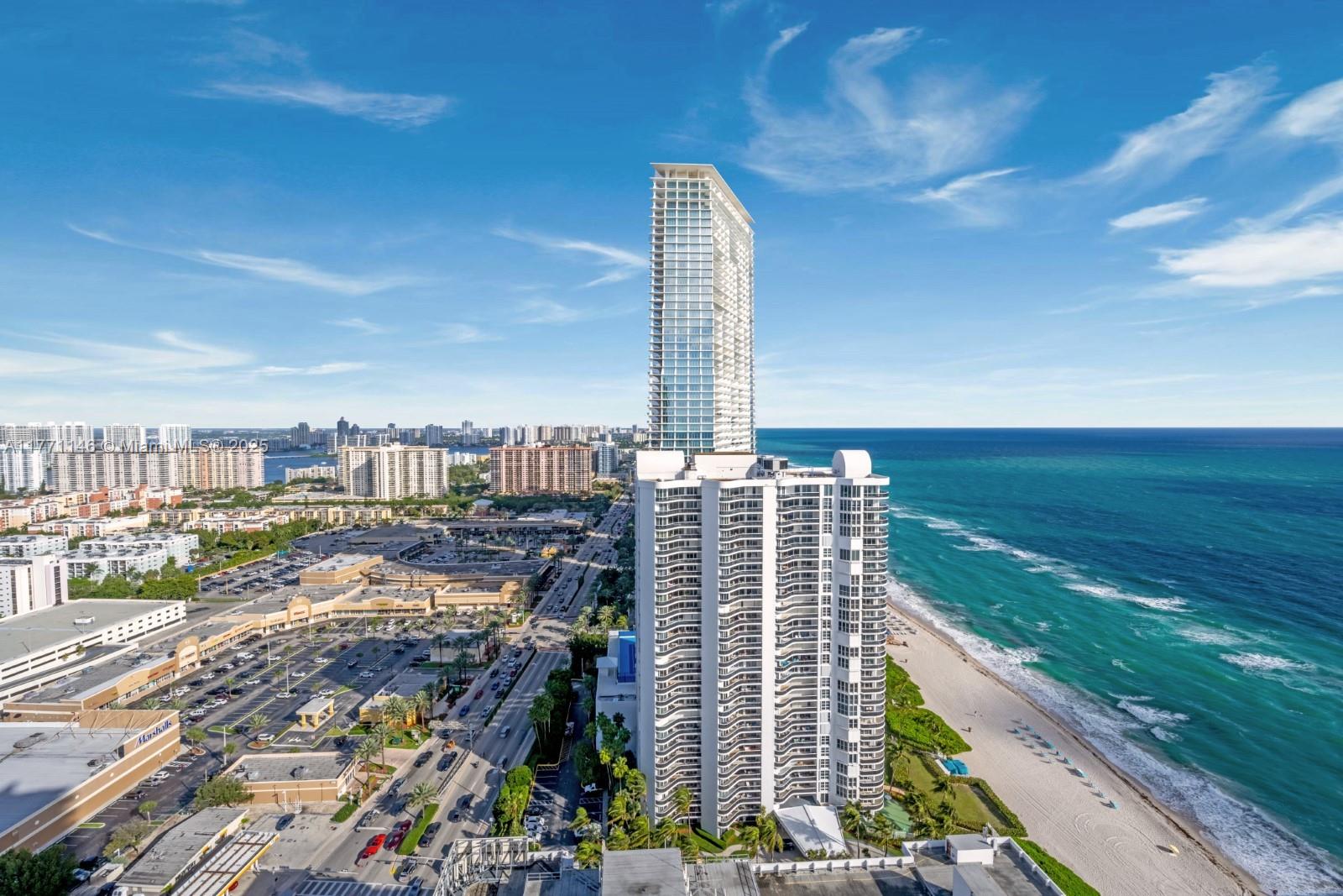 LA PERLA CONDO - Residential Lease