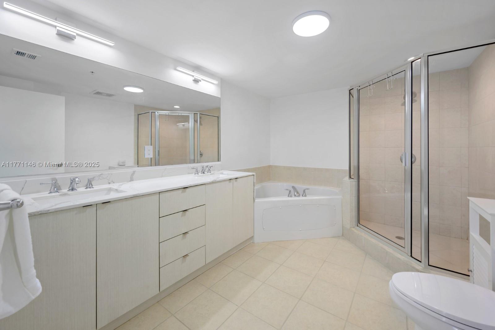 LA PERLA CONDO - Residential Lease