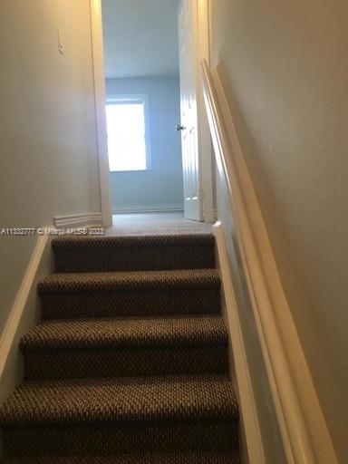 Beautiful remodeled 2bedroom 2 bathrooms unit at Venetian Gardens Condominium.
Unit is rented in $ 1750 till 3/31/23, excellent tenant probably willing to renew with an increase.
Only showing with an executed contract.
Showings Fridays and Wednesdays from 1pm till 3 pm.