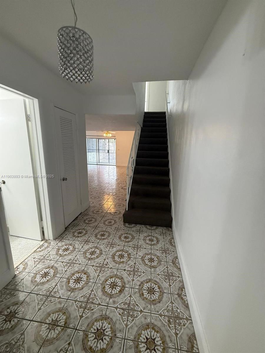 FLAMINGO LAKE - Residential Lease