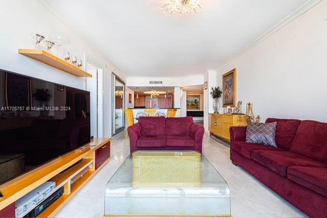 SOLIMAR CONDO - Residential