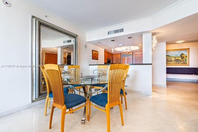 SOLIMAR CONDO - Residential
