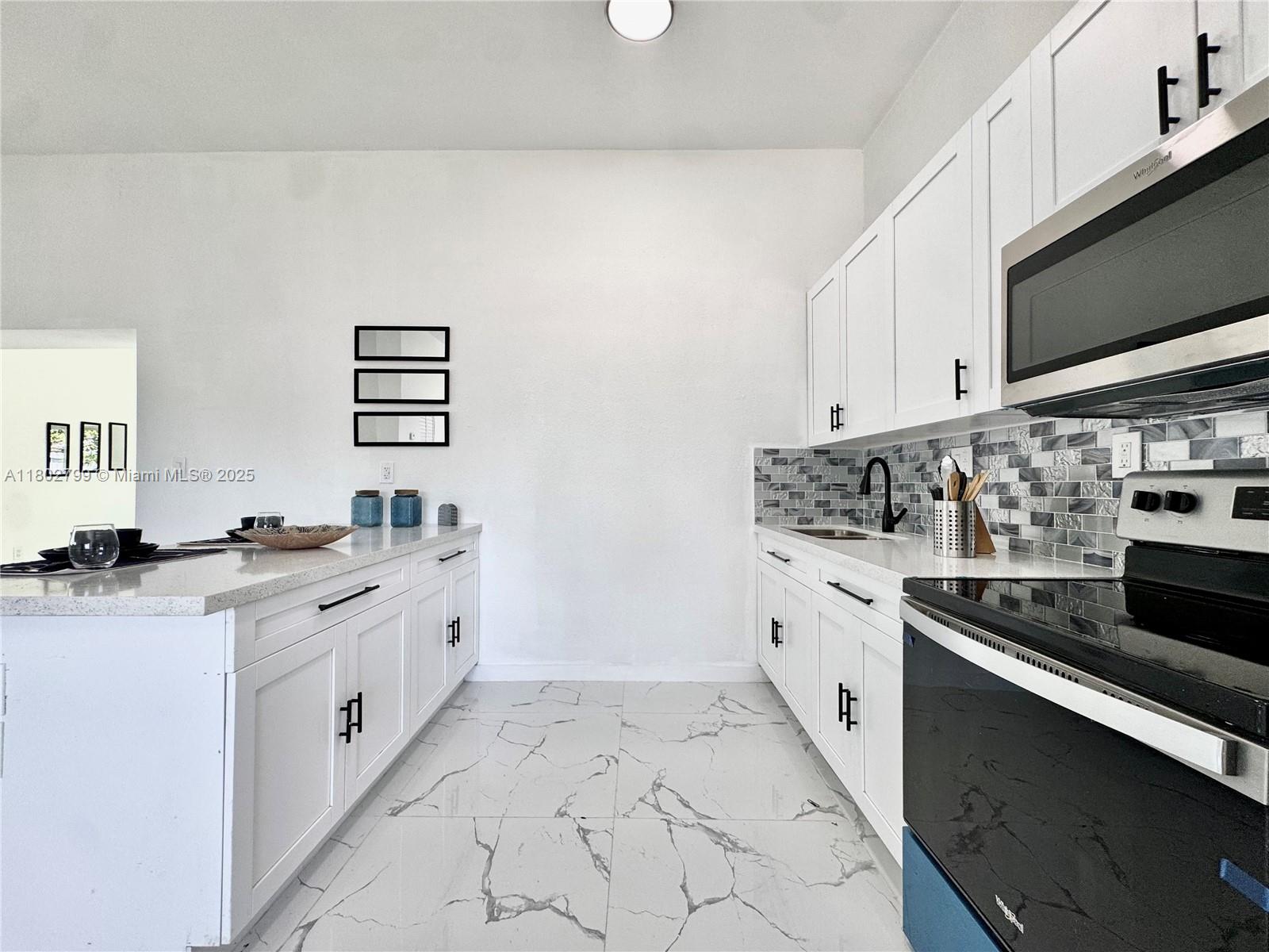 25 NW 193rd St