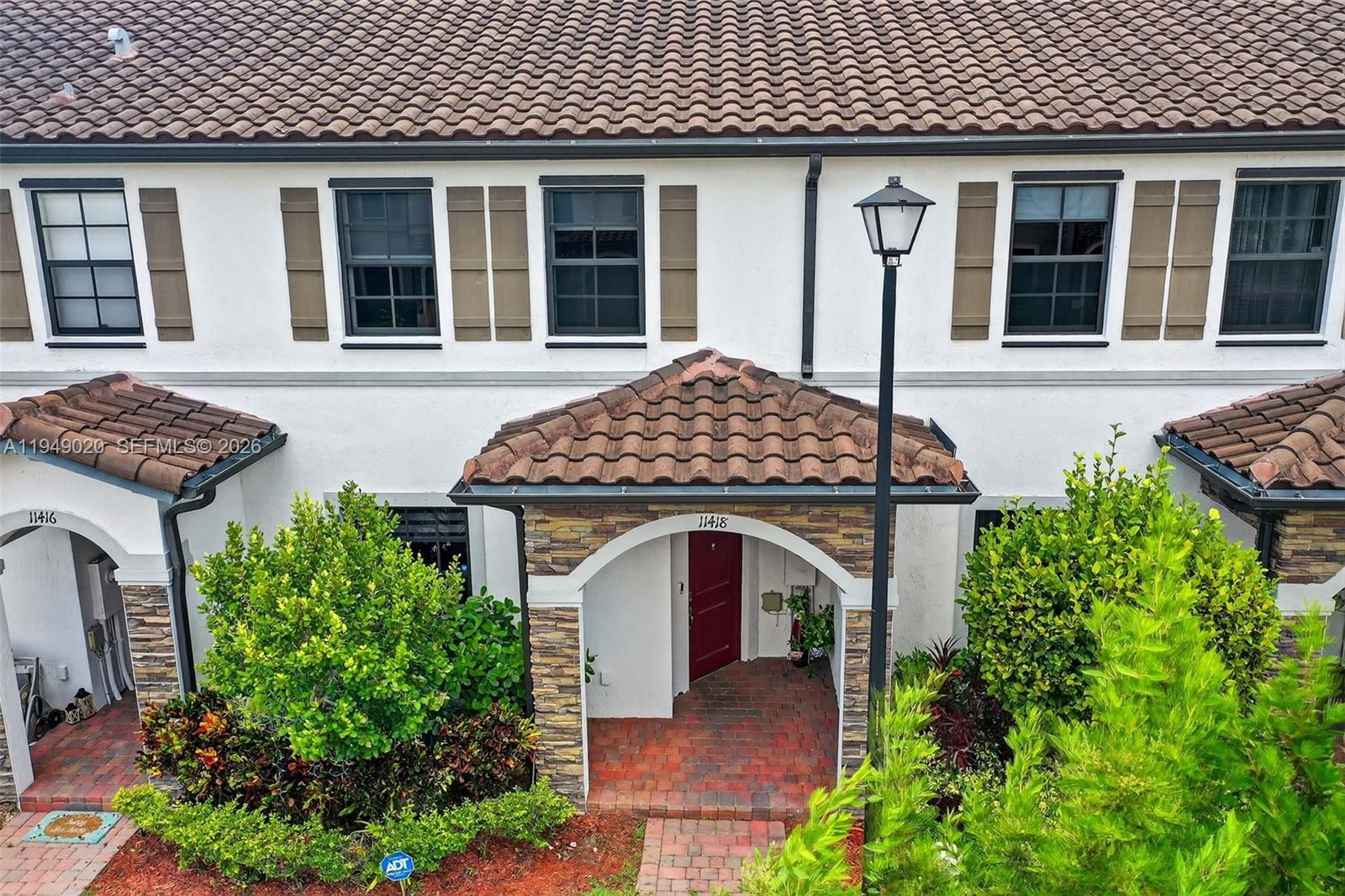 COCO PALM ESTATES - Residential