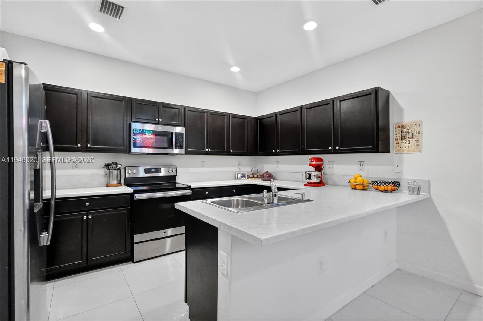 COCO PALM ESTATES - Residential