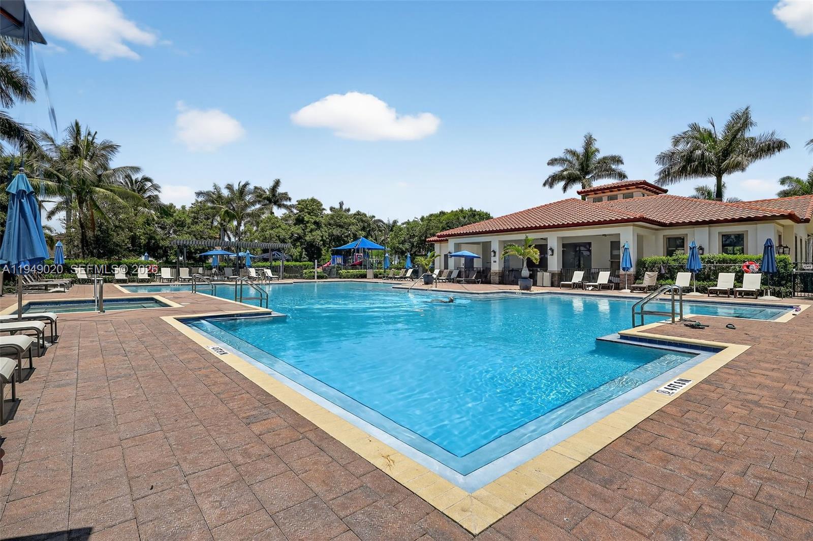 COCO PALM ESTATES - Residential